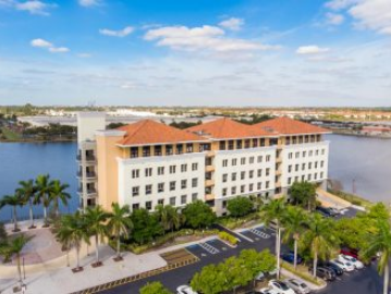 Florida Helps luxury detox center building in Miramar FL